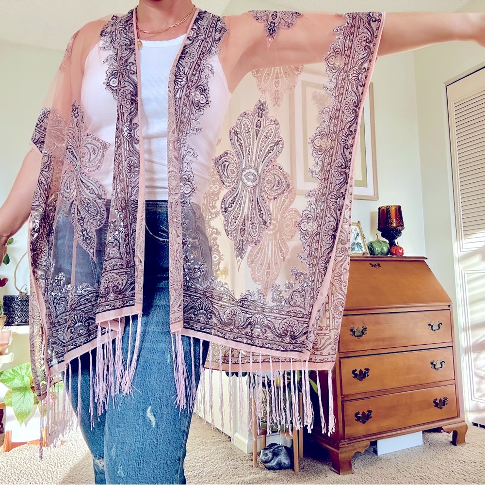 🌸Parisian Kimono Shawl